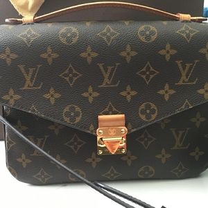 Louis Vuitton Pochette Metis
